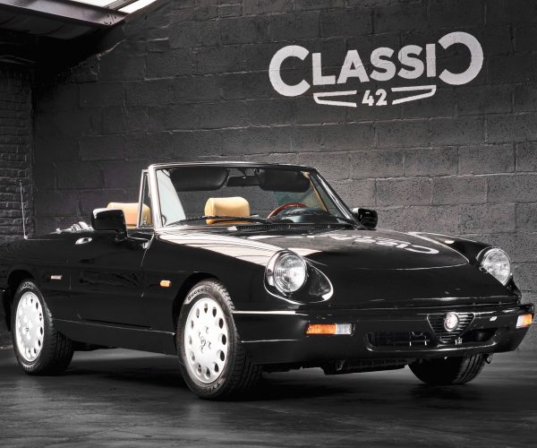 photo of a Black 1991 Alfa Romeo Spider 2.0 for sale by Classic 42 - Authentic and Original Classic Cars Dealer Belgium