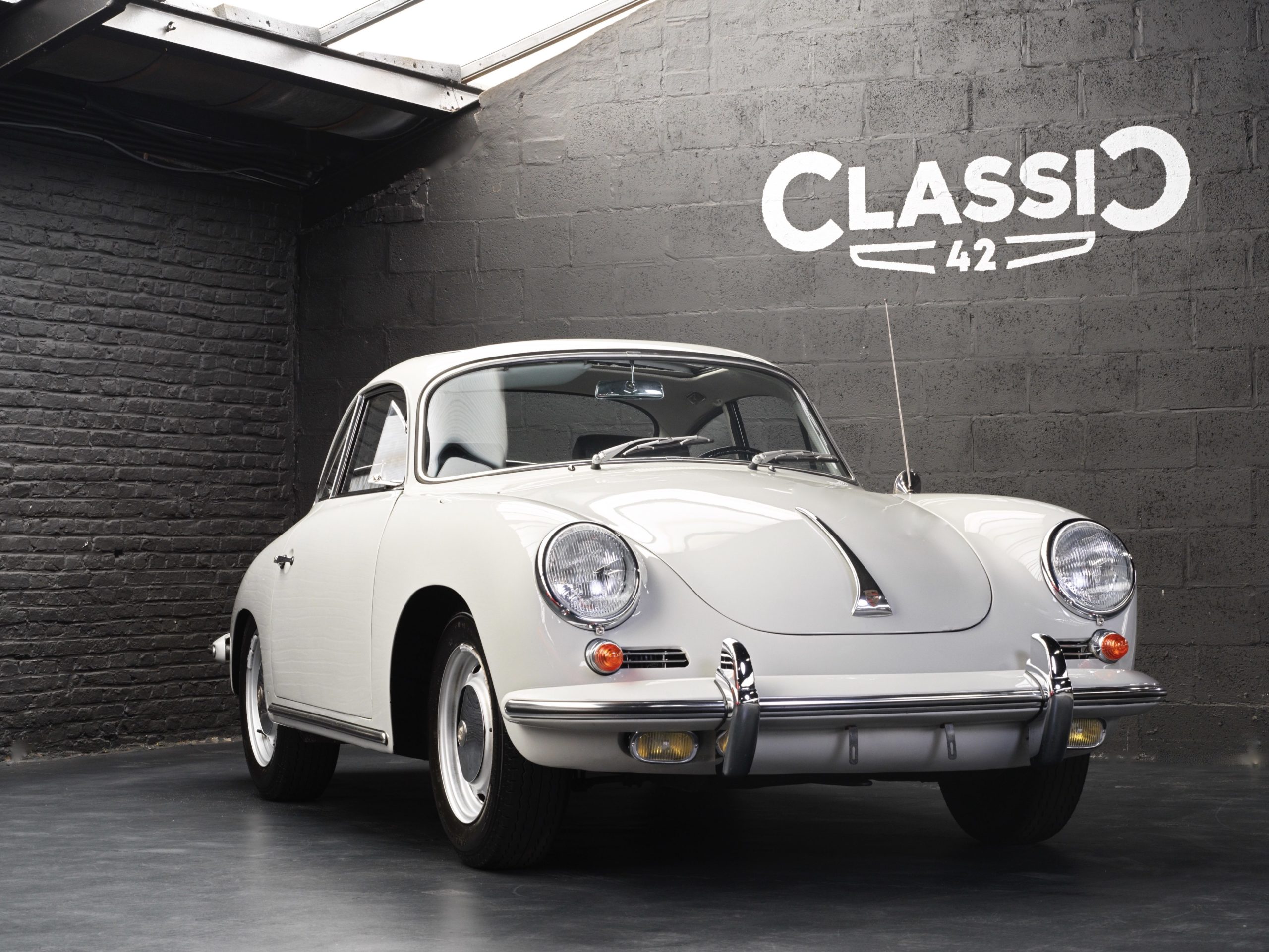 Porsche C 356 C avec avec toit ouvrant de 1964 rare occasion en vente chez Classic 42 | Classic Porsche Belgique