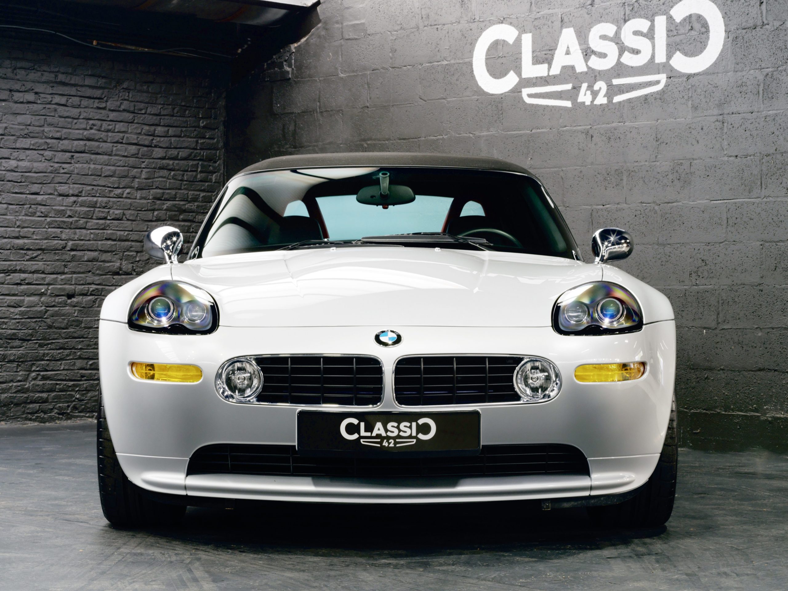 BMW Z8 ROASTER V8