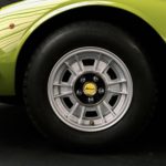 roue d'une Ferrari Dino 246 GT de 1971