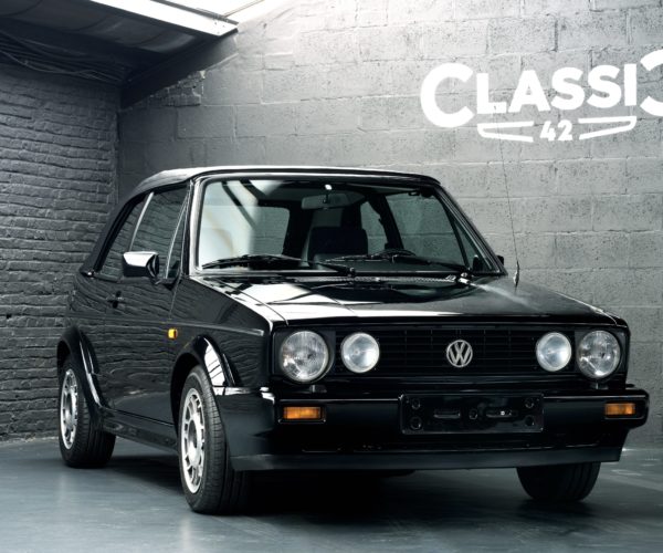 Volkswagen Golf Cabriolet noire de 1991 Occasion en vente chez Classic 42