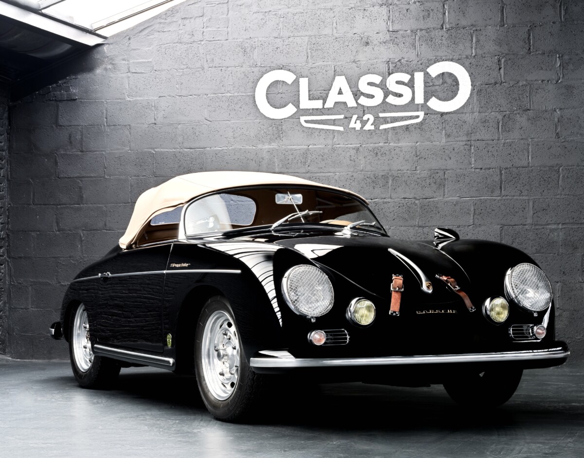 vue avant d'une Porsche 356 A 1600 SPEEDSTER de 1958 a vendre chez Classic 42